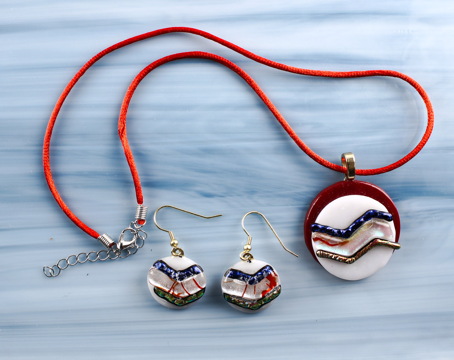 Focus Wave Pendant and Earrings No. 2