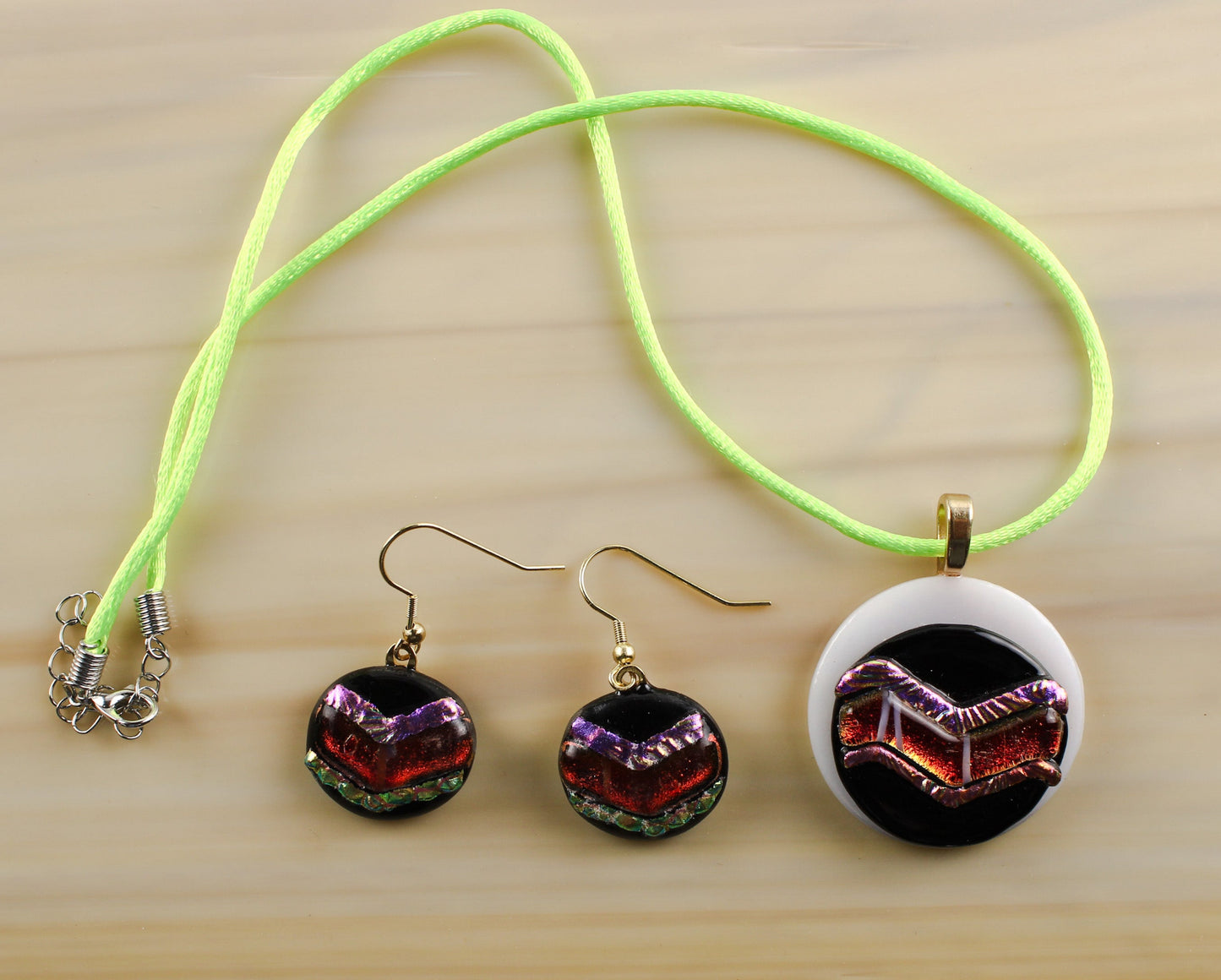 Focus Wave Pendant and Earrings No. 3